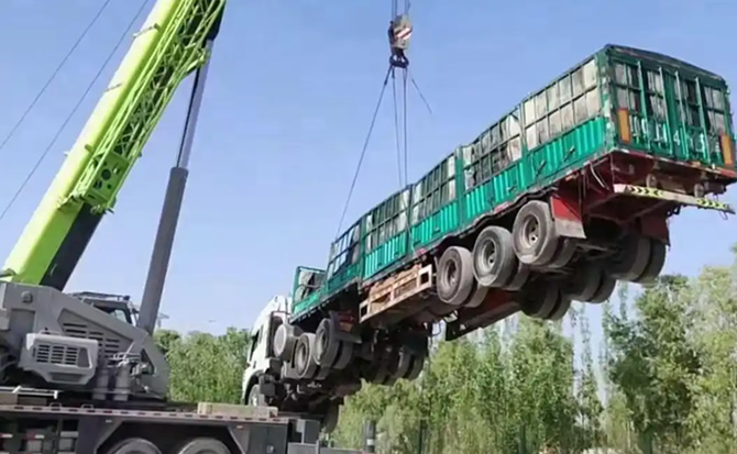 蕲春道路脱困救援案例